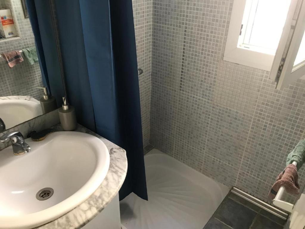 Casita La Paloma Bonita Del Pescador Hasta 5 Personas En El Casco Antiguo La Medina Centro Almeria Bajo Alcazaba Terraza Buena Vista Parking Privado Y Sabanas En Opcion Dış mekan fotoğraf
