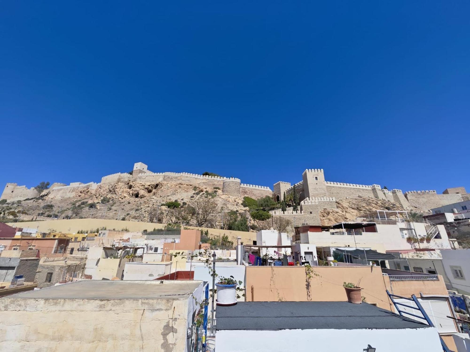 Casita La Paloma Bonita Del Pescador Hasta 5 Personas En El Casco Antiguo La Medina Centro Almeria Bajo Alcazaba Terraza Buena Vista Parking Privado Y Sabanas En Opcion Dış mekan fotoğraf